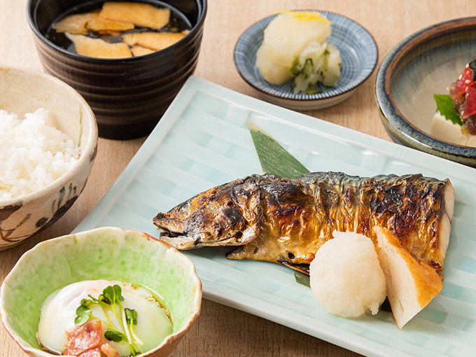 鯖炭火焼定食